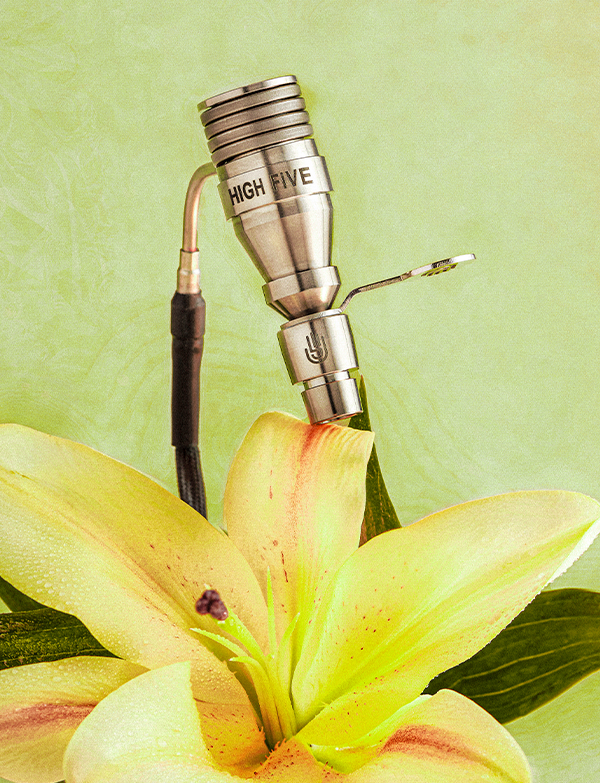 High Five: The Best E-Nail & E-Rigs - Portable Vaporizers High Five: The Best E-Nail & E-Rigs - Portable Vaporizers